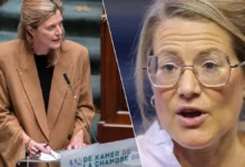 وزيرة العدل البلجيكية Annelies Verlinden ووزيرة اللجوء والهجرة Anneleen Van Bossuyt خلال ظهورين رسميين في بلجيكا.