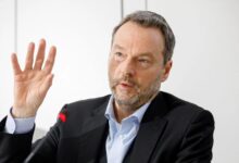 Pierre Wunsch محافظ البنك الوطني البلجيكي خلال حديث عن الاقتصاد في بلجيكا